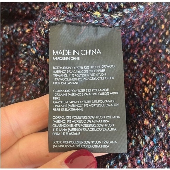 CLUB Monaco Metallic Puff Sleeve Sweater - Picture 8 of 9